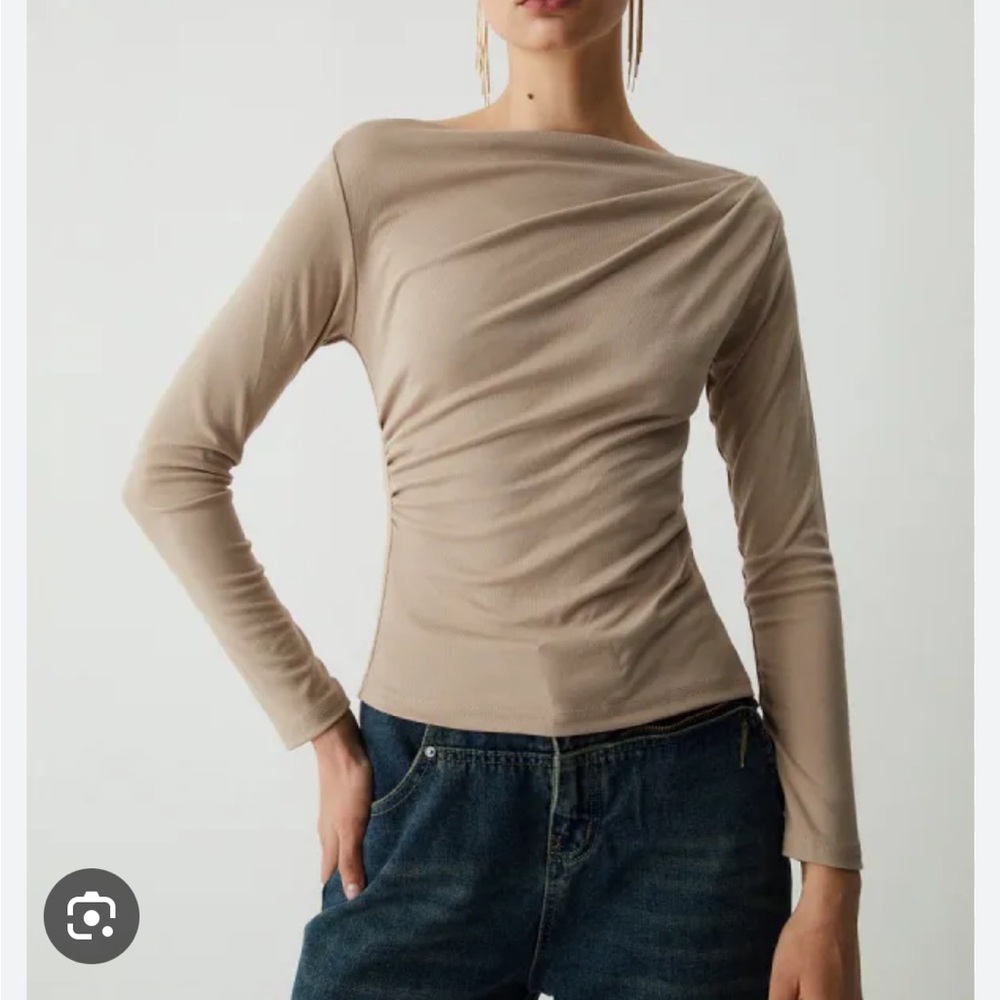 Commense Oatmeal Ruched Long Sleeve